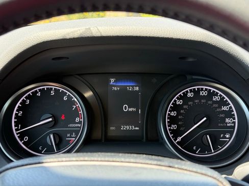 Used 2024 Toyota Camry SE FWD image 10