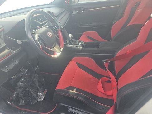 Used 2018 Honda Civic Type R image 4