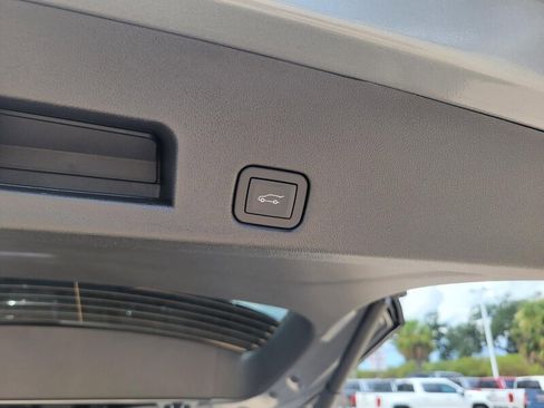 New 2026 Buick Enclave Sport Touring w/ Super Cruise Package image 9