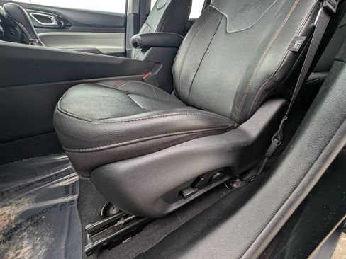 Used 2022 Jeep Compass Limited image 15