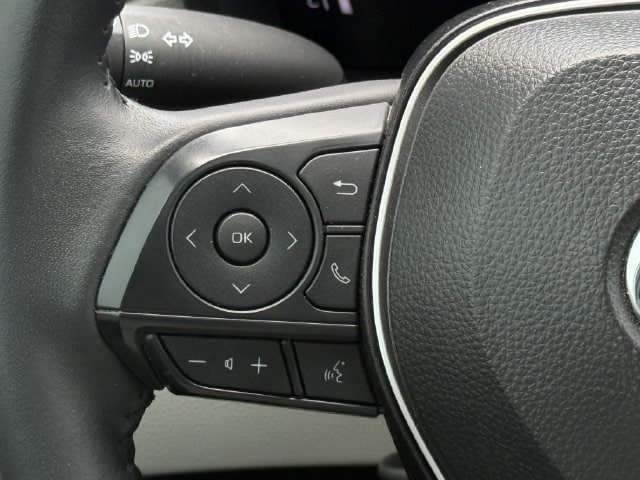 Used 2026 Toyota Corolla Cross LE w/ Moonroof Package FWD image 14