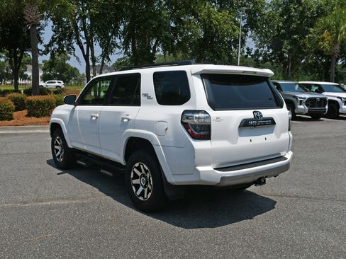 Certified 2023 Toyota 4Runner TRD Off-Road Premium w/ Moonroof Package AWD/4WD image 3