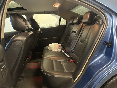 Used 2010 Ford Fusion SEL image 12