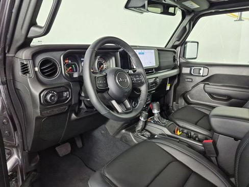 Used 2026 Jeep Wrangler Unlimited Rubicon 392 AWD/4WD image 16