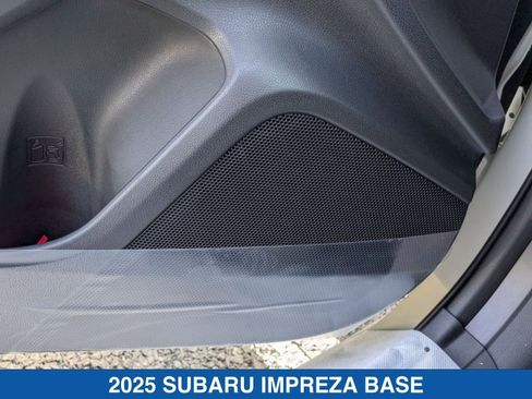 Certified 2025 Subaru Impreza 2.0i image 14