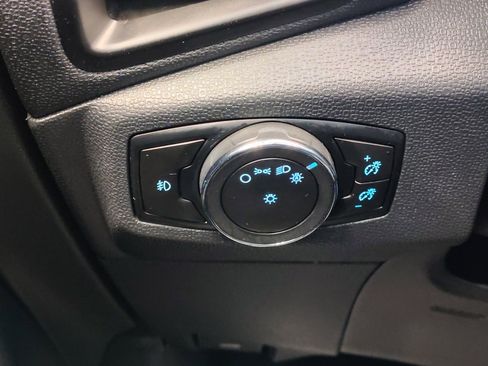 Used 2021 Ford EcoSport SE w/ SE Convenience Package image 27