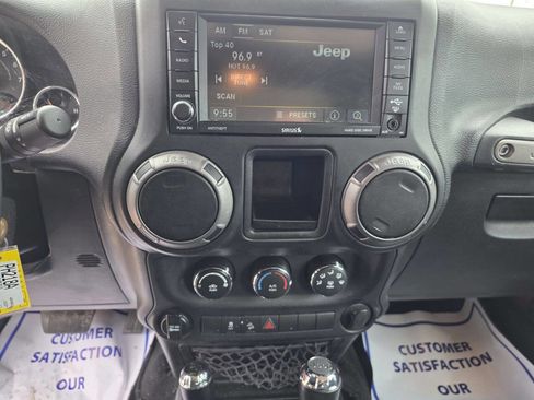 Used 2017 Jeep Wrangler Unlimited Sport w/ Max Tow Package image 22