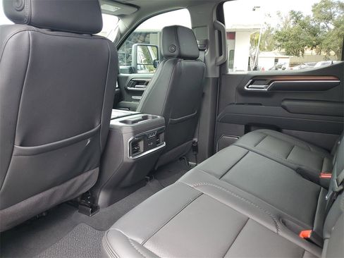 Certified 2025 GMC Sierra 1500 Denali w/ Denali Reserve Package image 12