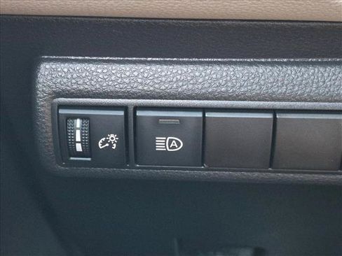 Used 2023 Toyota Corolla LE FWD image 13