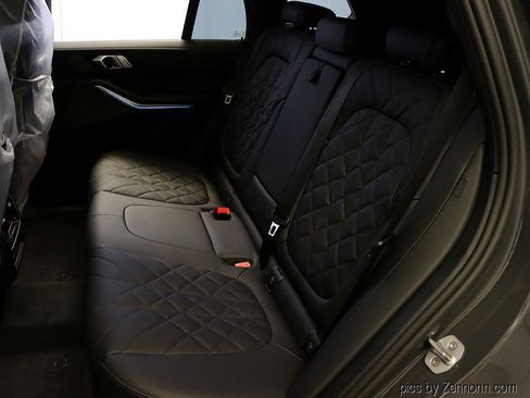 Used 2026 BMW X5 xDrive50e w/ Climate Comfort Package image 28