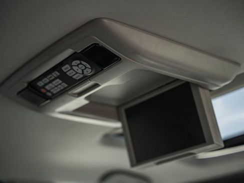 Used 2017 Honda Pilot Touring image 34