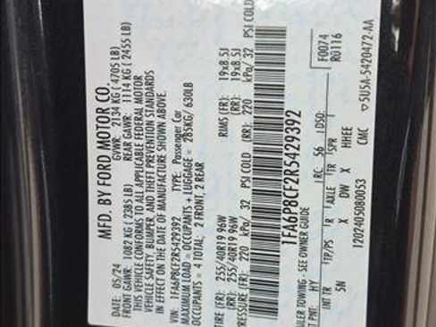 Used 2024 Ford Mustang GT Premium RWD image 22