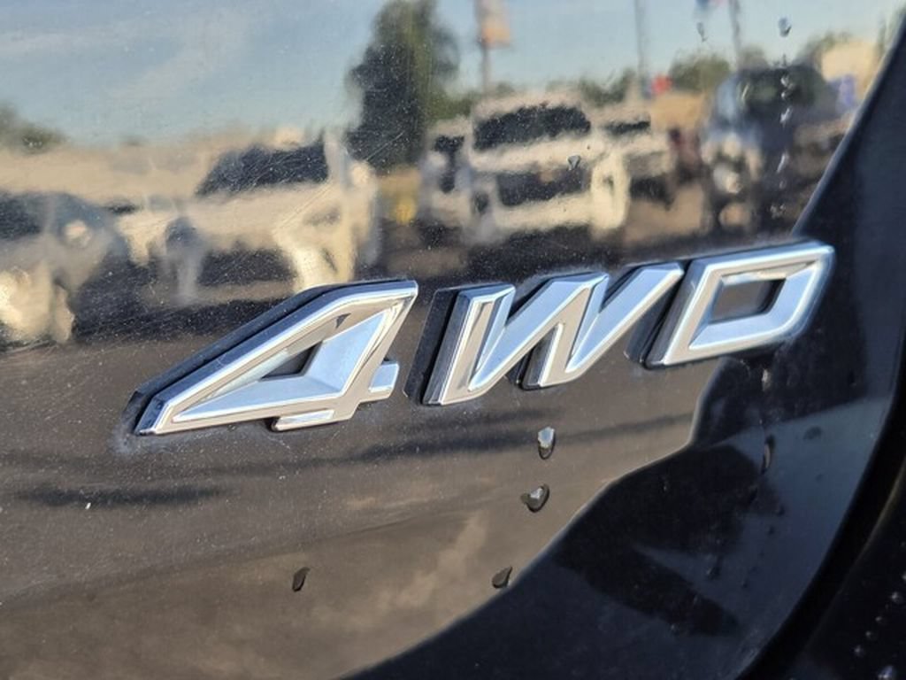 Used 2022 Ford Explorer Limited w/ Equipment Group 301A AWD/4WD image 34