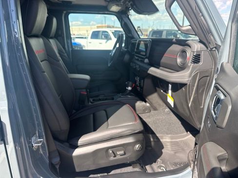 New 2026 Jeep Gladiator Rubicon AWD/4WD image 31