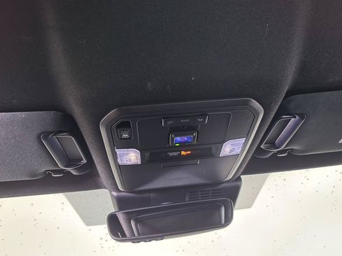 Used 2025 Toyota 4Runner TRD Off-Road Premium AWD/4WD image 36