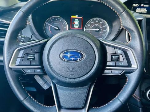 Used 2023 Subaru Crosstrek 2.5i Limited AWD/4WD image 12
