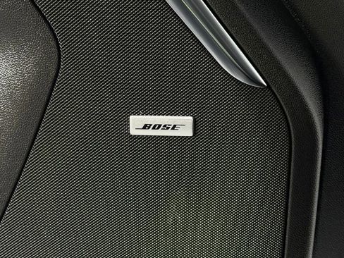 Used 2025 GMC Yukon Denali image 17