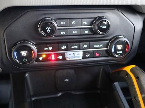 Used 2023 Ford Bronco Badlands AWD/4WD image 21
