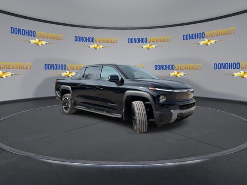 New 2026 Chevrolet Silverado EV LT w/ Premium Package image 11
