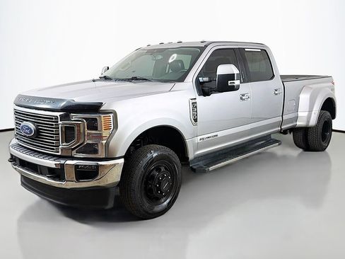 Used 2021 Ford F350 Lariat w/ Lariat Ultimate Package AWD/4WD image 11