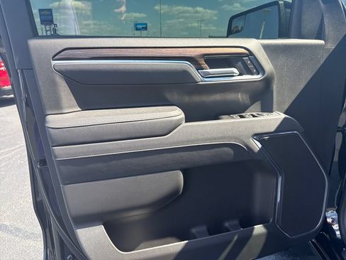 Used 2026 Chevrolet Silverado 1500 RST w/ RST Select Package AWD/4WD image 12