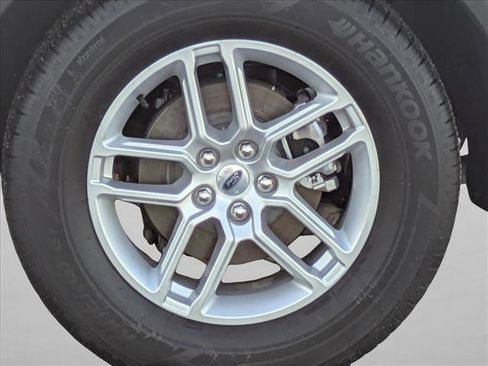 Used 2025 Ford Explorer Active image 24