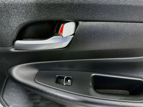 Used 2020 Hyundai Santa Fe SE FWD image 30