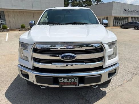 Used 2017 Ford F150 Lariat w/ Equipment Group 502A Luxury AWD/4WD image 3