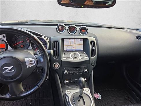 Used 2014 Nissan 370Z Touring w/ Navigation Package RWD image 10