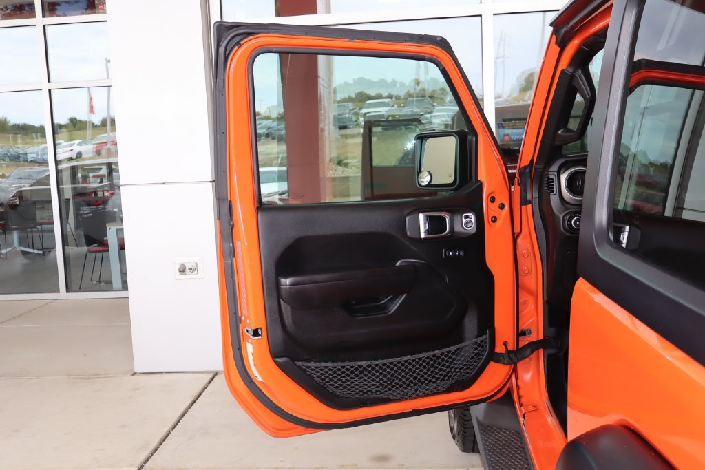 Used 2020 Jeep Wrangler Sport AWD/4WD image 13