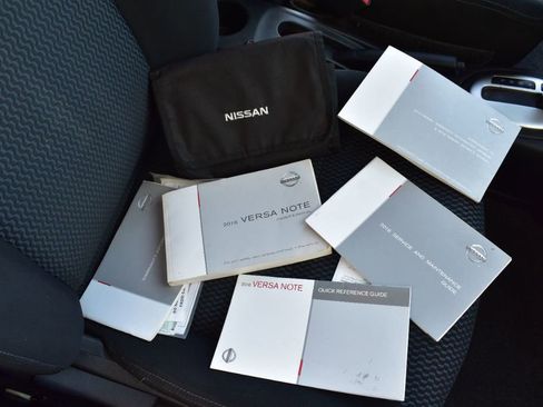 Used 2016 Nissan Versa Note SV image 13