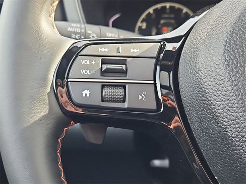 New 2025 Honda Pilot TrailSport image 17