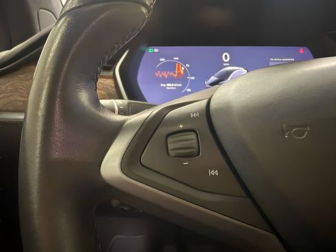 Used 2018 Tesla Model X 100D AWD/4WD image 18