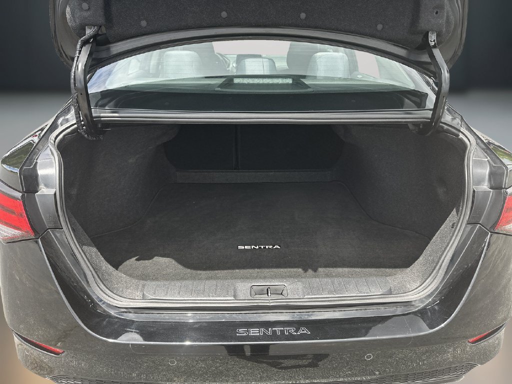 Used 2024 Nissan Sentra SV FWD image 12