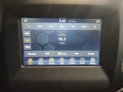 Used 2019 Jeep Compass Latitude w/ Cold Weather Group AWD/4WD image 25
