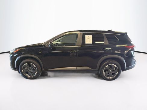Used 2025 Nissan Rogue SV AWD/4WD image 4