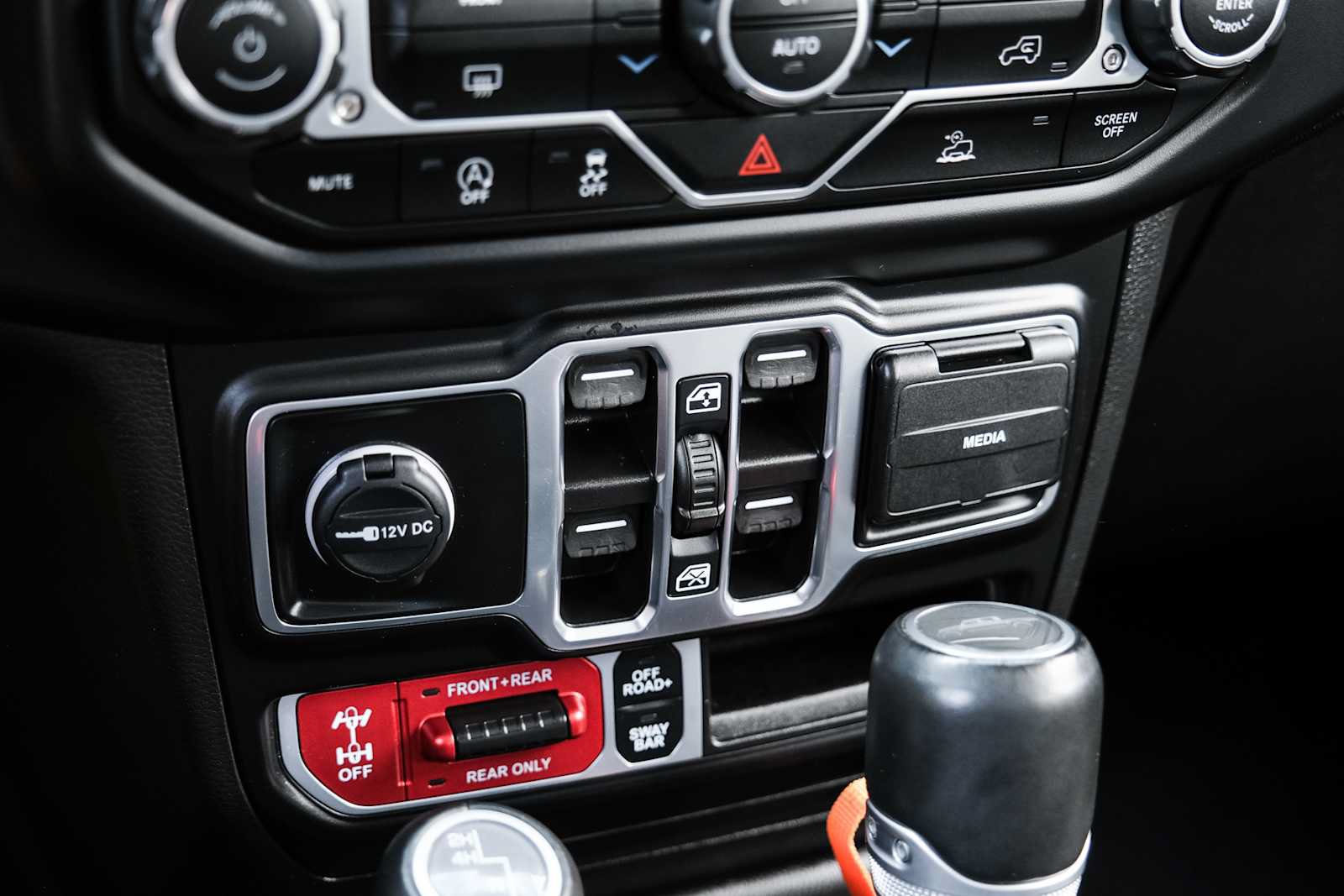 Used 2022 Jeep Gladiator Rubicon AWD/4WD image 44