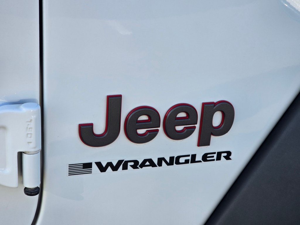 Used 2025 Jeep Wrangler Unlimited Rubicon AWD/4WD image 29