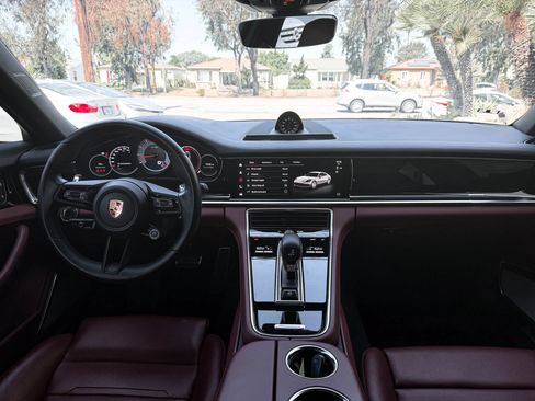 Used 2022 Porsche Panamera 4S AWD/4WD image 27