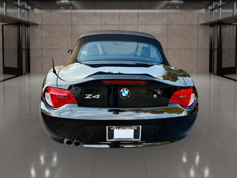 Used 2006 BMW Z4 3.0si image 9