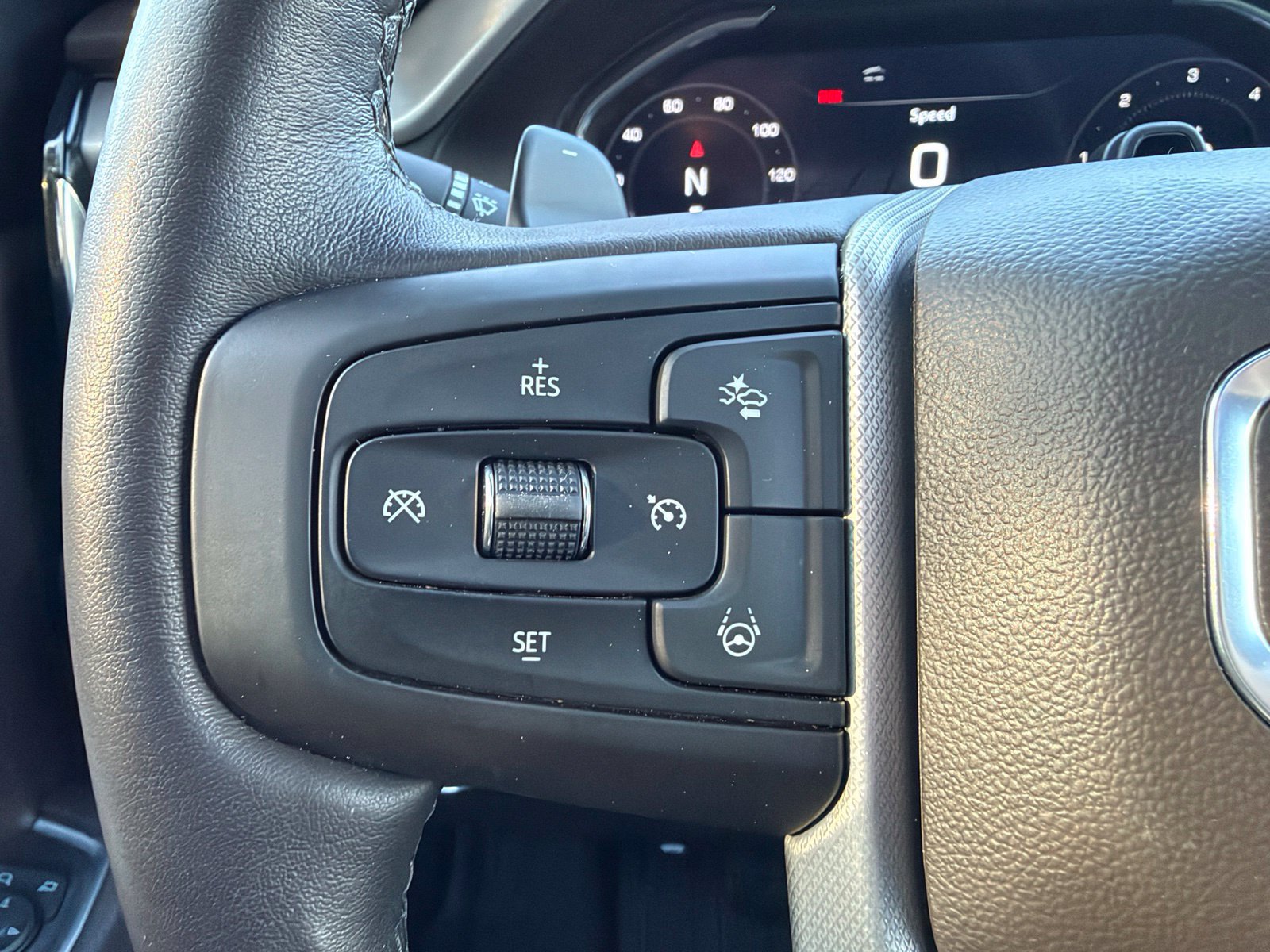 Used 2025 GMC Sierra 1500 Denali AWD/4WD image 14