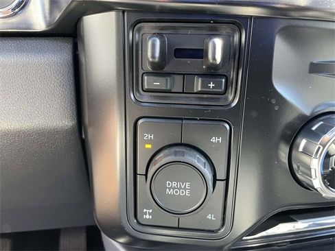 New 2026 Ford F250 Lariat w/ Black Appearance Package image 23