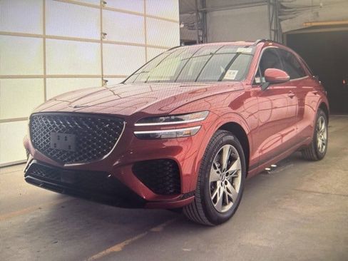 Used 2024 Genesis GV70 3.5T Sport image 3