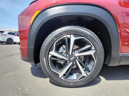 Used 2023 Chevrolet TrailBlazer RS w/ Convenience Package FWD image 30