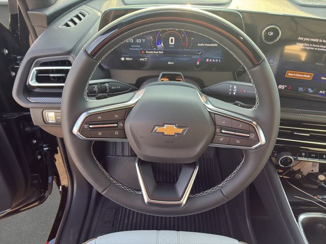 Used 2026 Chevrolet Traverse High Country w/ LPO, Floor Liner Package AWD/4WD image 16