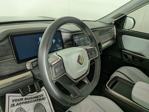 Used 2023 Rivian R1S Adventure image 22