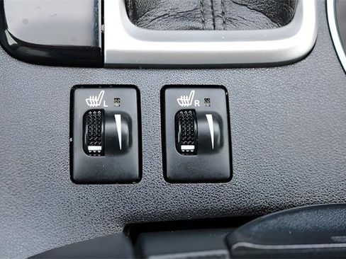 Used 2018 Toyota Highlander XLE image 27