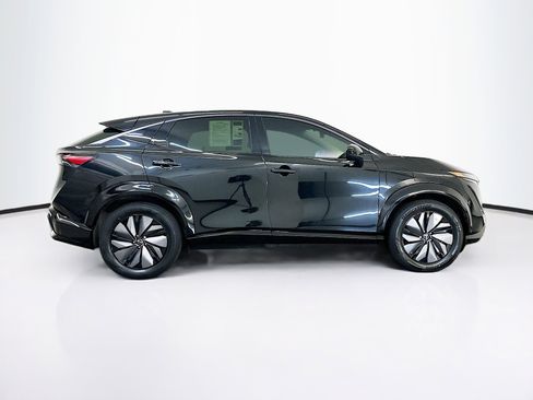 Used 2024 Nissan Ariya AWD image 10