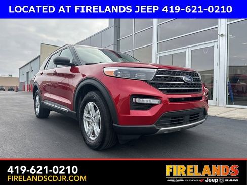 Used 2022 Ford Explorer XLT w/ Equipment Group 202A image 1