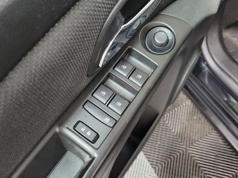 Used 2015 Chevrolet Cruze LT w/ Technology Package FWD image 27